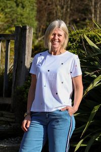 Memo Spot Embroidery Tee