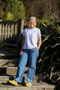 Memo Spot Embroidery Tee