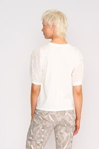 Memo Trim Detail Tee