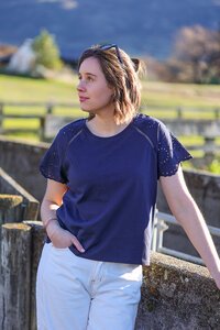 Memo Broderie Sleeve Tee