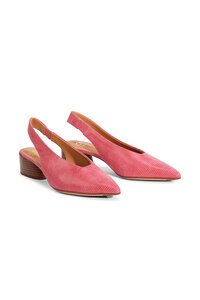 EOS Hattie Shoe