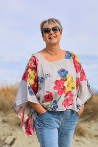 Wednesday Lulu Floral Layer Top