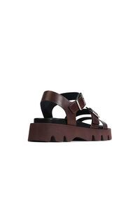 EOS Monn Sandal
