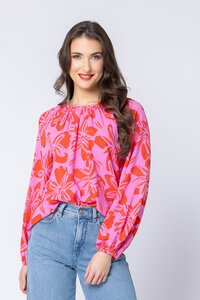 Seeking Lola United Top