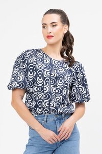Seeking Lola Relaxed Carefree Arch Top