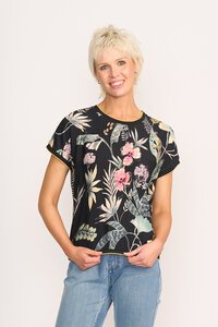 Memo Knit Back Round Neck Top