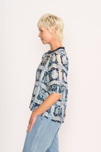Memo Rib Trim Blouse