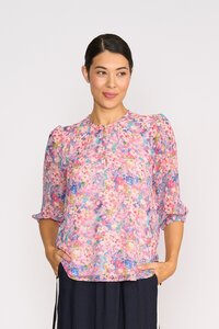 Memo Scoop Neck Blouse