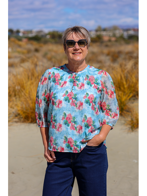 Memo Scoop Neck Blouse