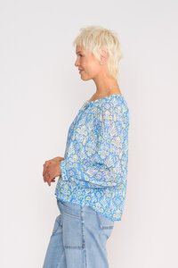 Memo Tassel Blouse