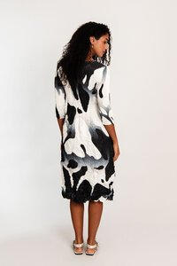 Alquema 3-4 Sleeve Smash Pocket Dress