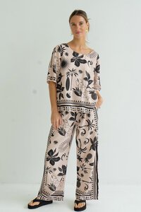 Worthier Noir Fleur Linen Blend Pants