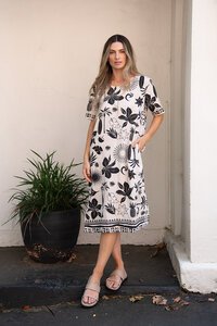 Worthier Noir Fleur Linen Blend Dress