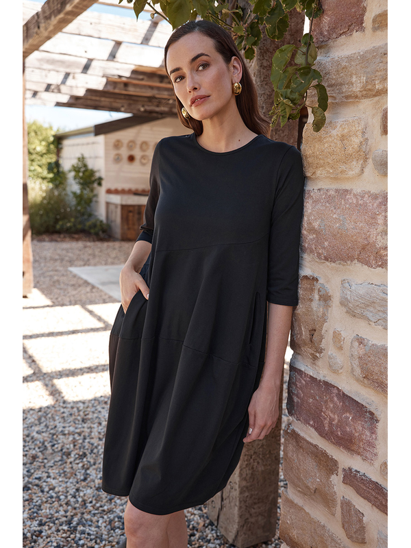 Tirelli Diagonal Seam Winter Dress
