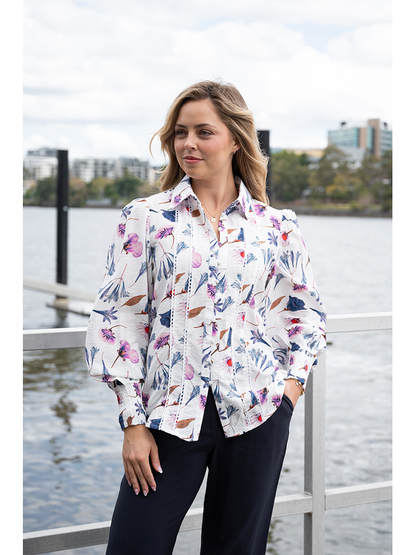 Fria The Label Flower Lace Blouse