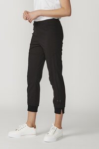 Lania The Label Jogger Pant