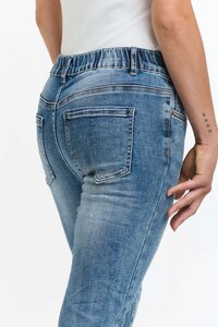 Italian Star Emma Light Wash Jean