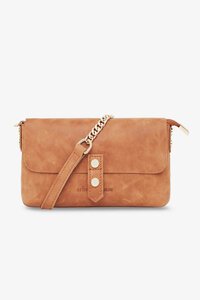 Arlington Milne Paige Wallet