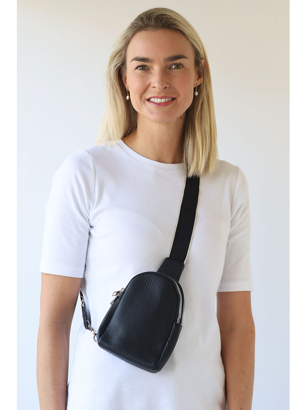 Archer House Cross Body Phone Bag