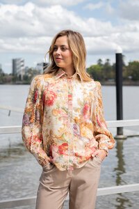 Fria The Label Vintage Rose Lace Trim Blouse