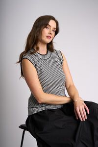 Foil Notch One Up Vest