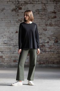 Vassalli Ivey Merino Top with Back Button Placket