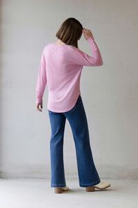 Vassalli Veni Merino V Neck Button Cuff Top