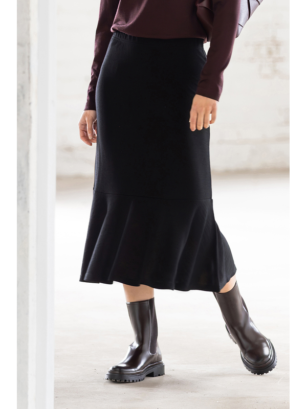 Vassalli Carrie Merino Pull On Skirt