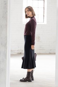 Vassalli Carrie Merino Pull On Skirt