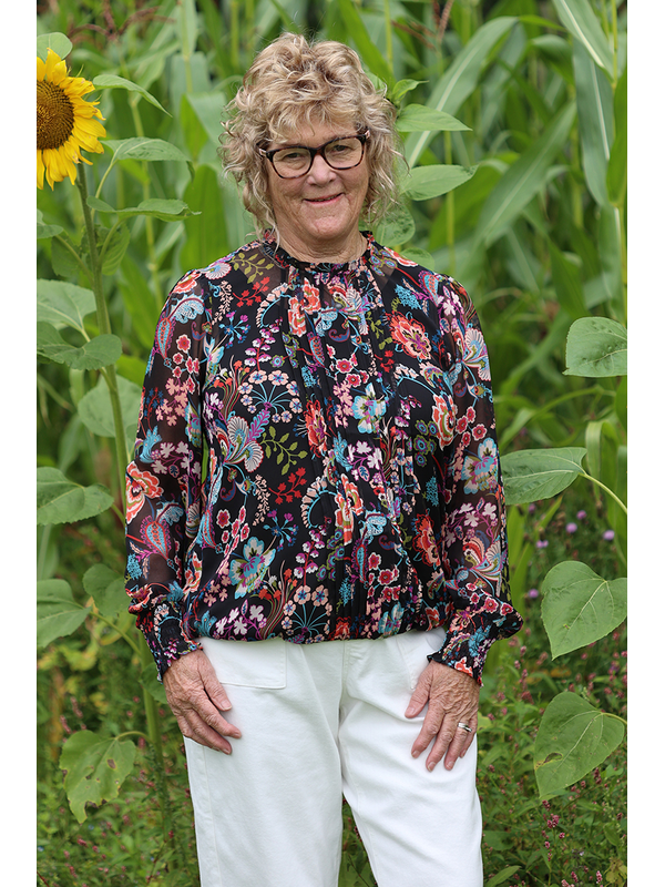 Memo Pintuck Front Shirred Cuff Blouse