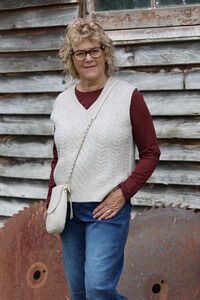 Memo Cable Knit Vest