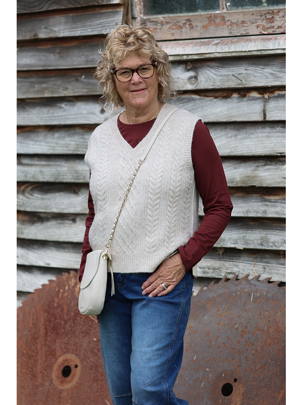 Memo Cable Knit Vest