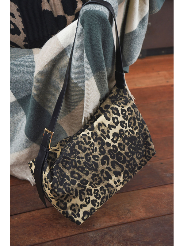 Curate Shoulder The Blame Bag