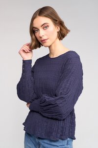 Knewe Label Volume Top