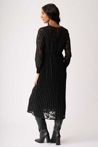 Memo Pleat Dreams Dress