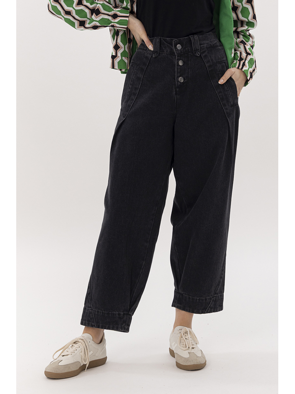 Mi Moso Renegade Jean