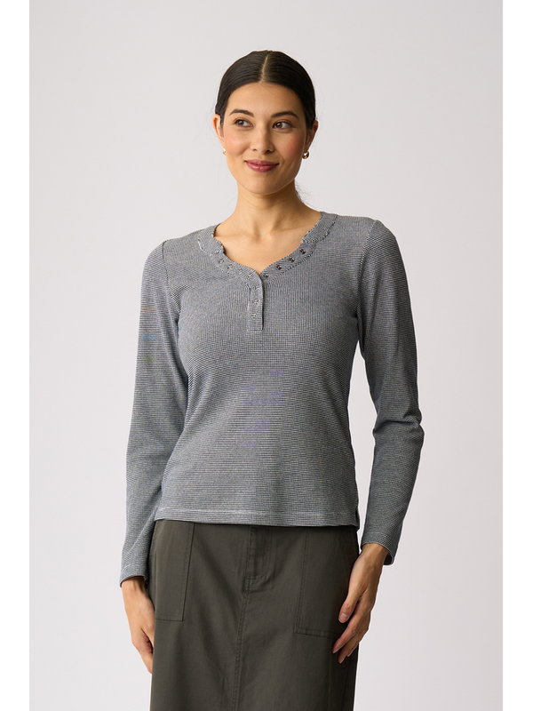 Esplanade Snappy V Henley Top