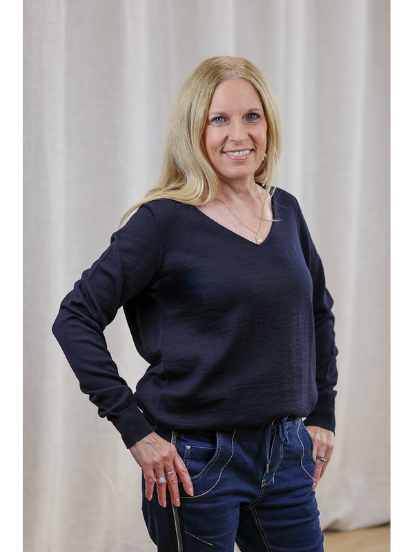 Standard Issue Merino V Neck Slouchy