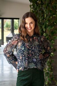 Memo Shirred Yoke Blouse