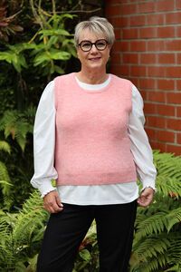 Oh Three Contrast Cable Knit Vest