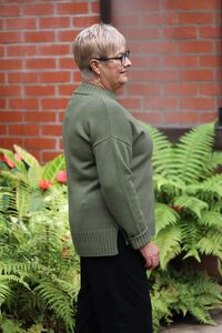 White On Black Country Classic Jumper