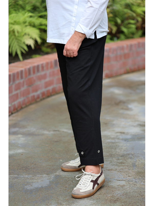 White On Black F-Terry Cropped Pant