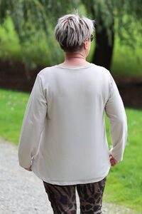 La Strada Art Deco V-Neck Top