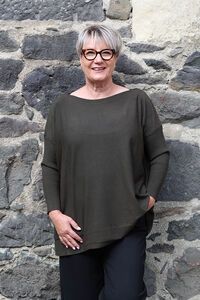 Fria The Label Center Back Rib Box Jumper