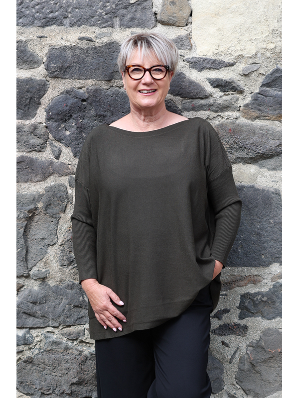 Fria The Label Center Back Rib Box Jumper