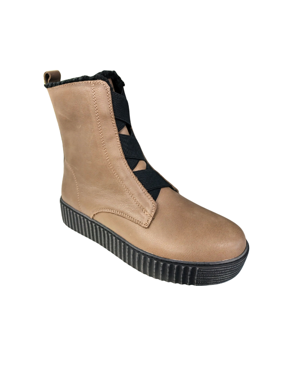 Alfie + Evie Dating Boot