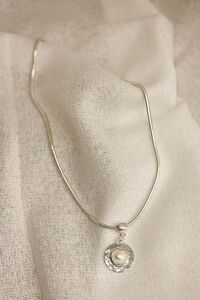 She Jewellery Pearl Disc Necklace