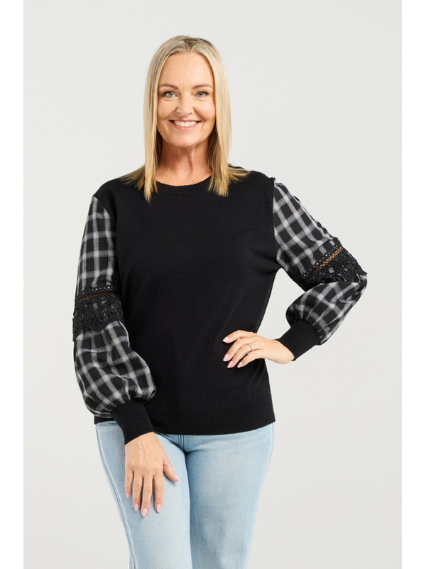 Zafina Lilith Check Lines Top