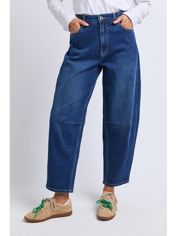 Elm Bessie Barrel Leg Jean
