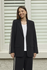 Betty Basics Bronwyn Blazer